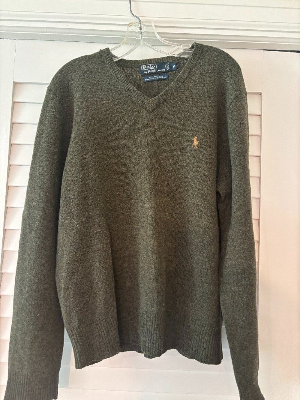 Mens Size Medium Polo Ralph Lauren olive/heathered green knit sweater with Vneck